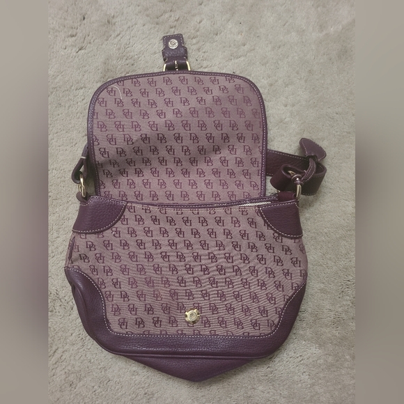 Dooney & Burke Logo Shouldér Bag - Picture 1 of 3